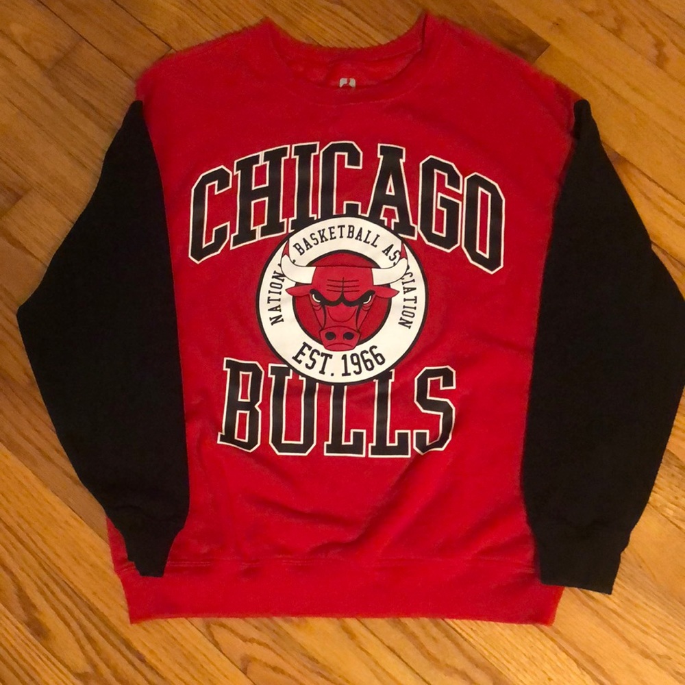 Men’s Large NBA Chicago Bulls sweatshirt